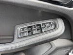 2018 Macan Thumbnail 19