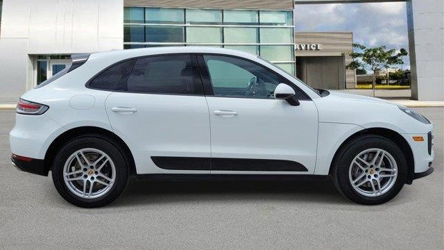 2021 Porsche Macan Base