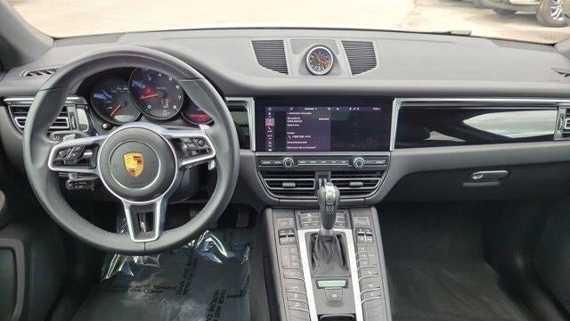 2021 Porsche Macan Base