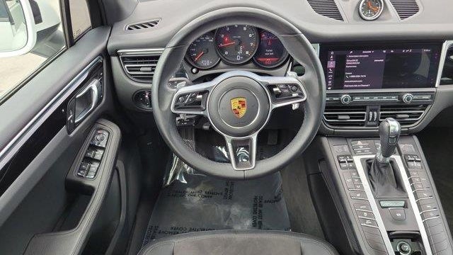 2021 Porsche Macan Base