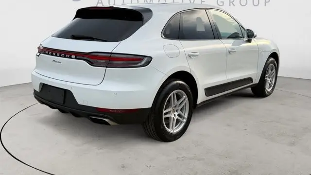 2021 Porsche Macan Base