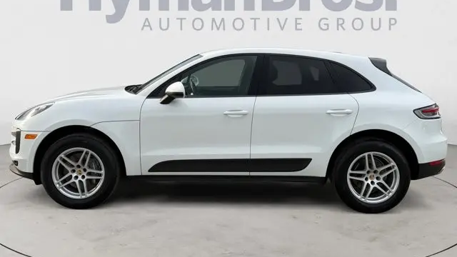 2021 Porsche Macan Base