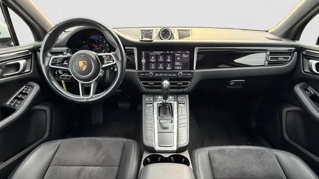 2021 Porsche Macan Base