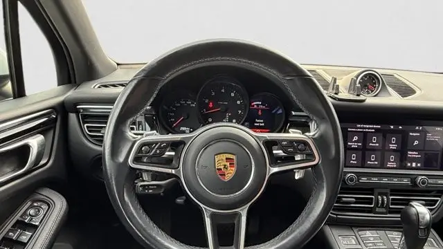 2021 Porsche Macan Base