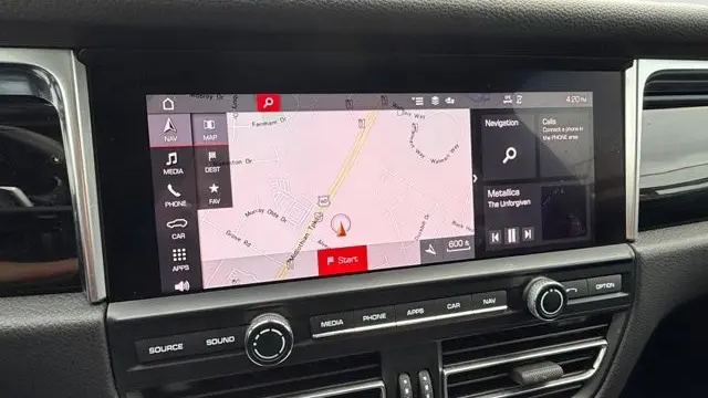 2021 Porsche Macan Base