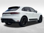 2022 Macan Thumbnail 7