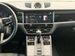 2022 Macan Thumbnail 9