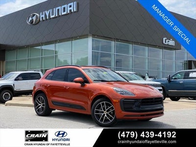 2022 Porsche Macan AWD 4DR SUV