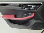 2022 Macan Thumbnail 12