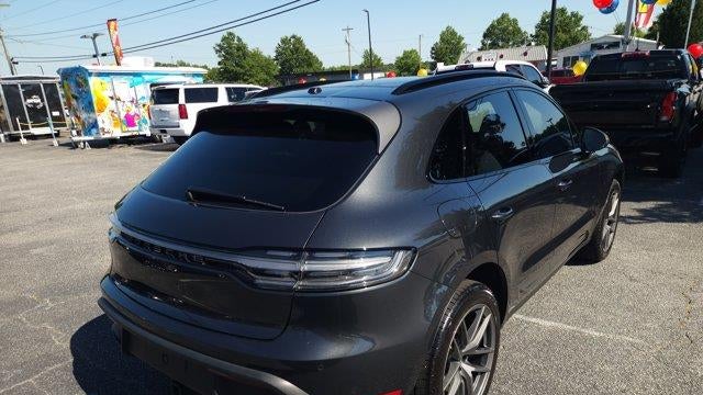 2025 Porsche Macan T