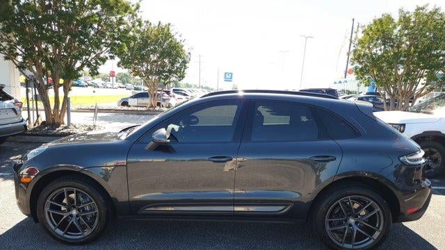 2025 Porsche Macan T