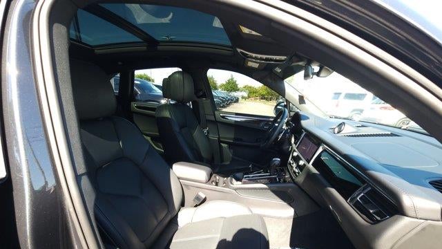 2025 Porsche Macan T