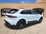2025 Macan Thumbnail 3
