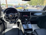 2025 Macan Thumbnail 17