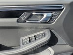 2026 Macan Thumbnail 19