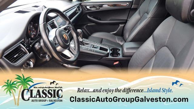 2018 Porsche Macan Base