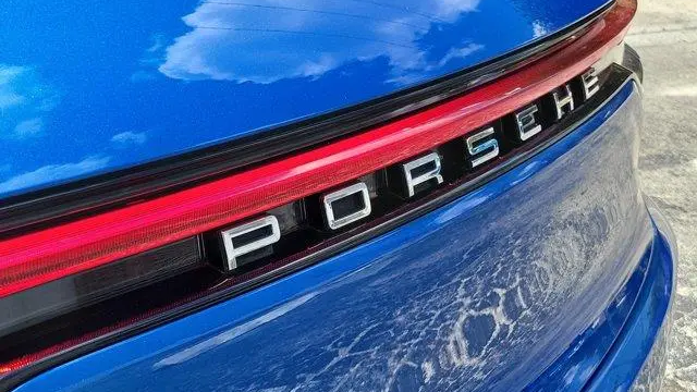 2021 Porsche Macan Base