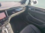 2021 Macan Thumbnail 21