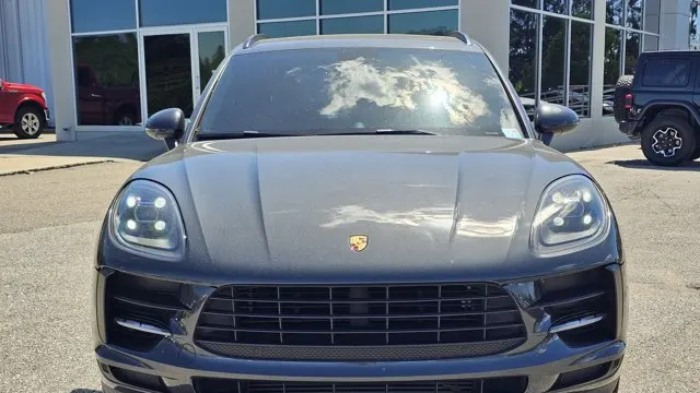 2021 Porsche Macan Base