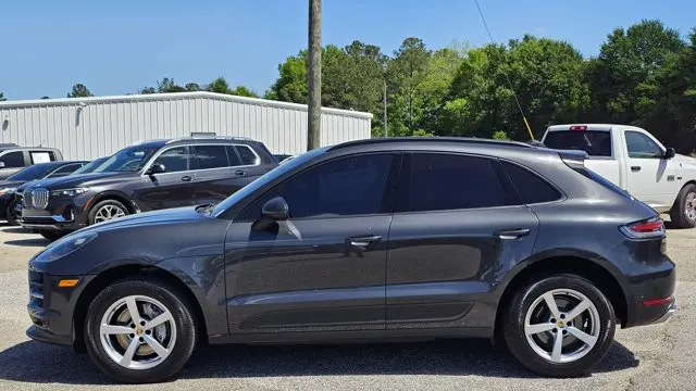 2021 Porsche Macan Base