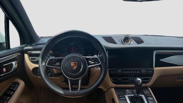 2021 Porsche Macan Base