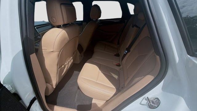 2021 Porsche Macan Base