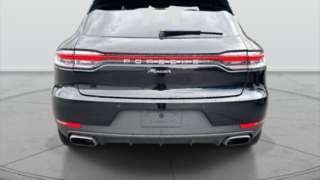 2021 Porsche Macan Base