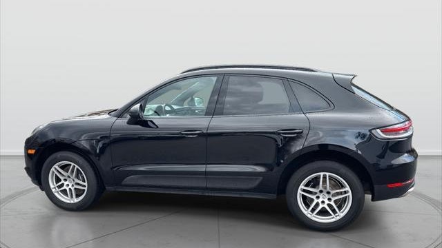 2021 Porsche Macan Base