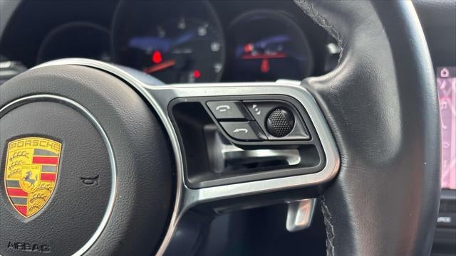 2021 Porsche Macan Base
