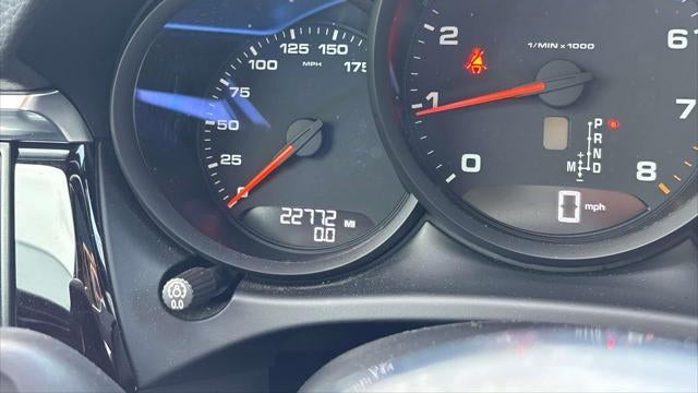 2021 Porsche Macan Base