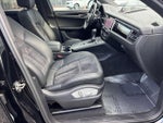 2021 Macan Thumbnail 16
