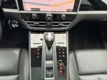 2023 Macan Thumbnail 30