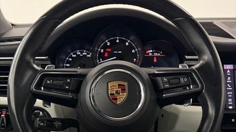 2023 Porsche Macan T
