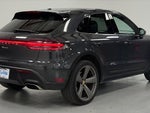 2023 Macan Thumbnail 3