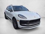 2023 Macan Thumbnail 3