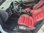 2023 Macan Thumbnail 17