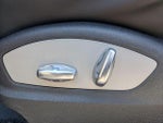 2023 Macan Thumbnail 16