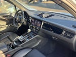 2023 Macan Thumbnail 14