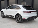 2025 Macan Thumbnail 3