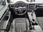2017 Macan Thumbnail 27