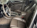 2020 Macan Thumbnail 5