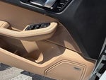2022 Macan Thumbnail 8