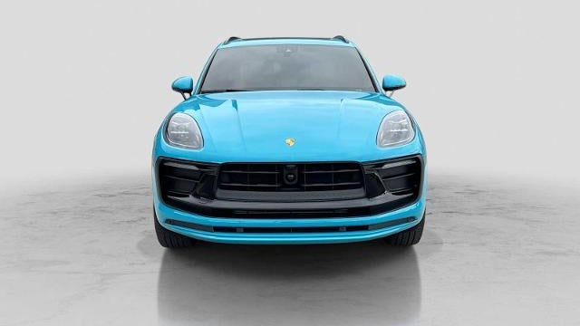 2022 Porsche Macan Base