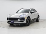 2022 Macan Thumbnail 4