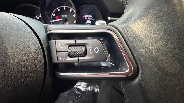 2023 Porsche Macan Base