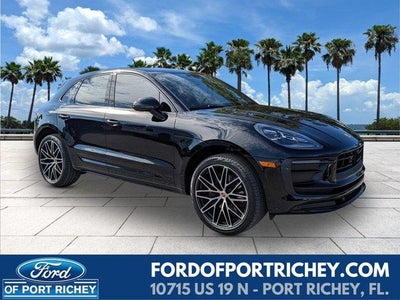 2023 Porsche Macan AWD T 4DR SUV