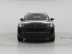 2023 Macan Thumbnail 5