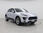 2017 Macan Thumbnail 1