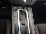 2017 Macan Thumbnail 17