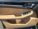 2023 Macan Thumbnail 20